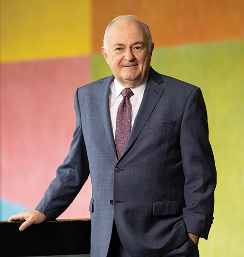 A portrait of Museum president Steven Knapp